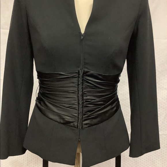 Caché Tuxedo Blazer - Picture 2 of 3